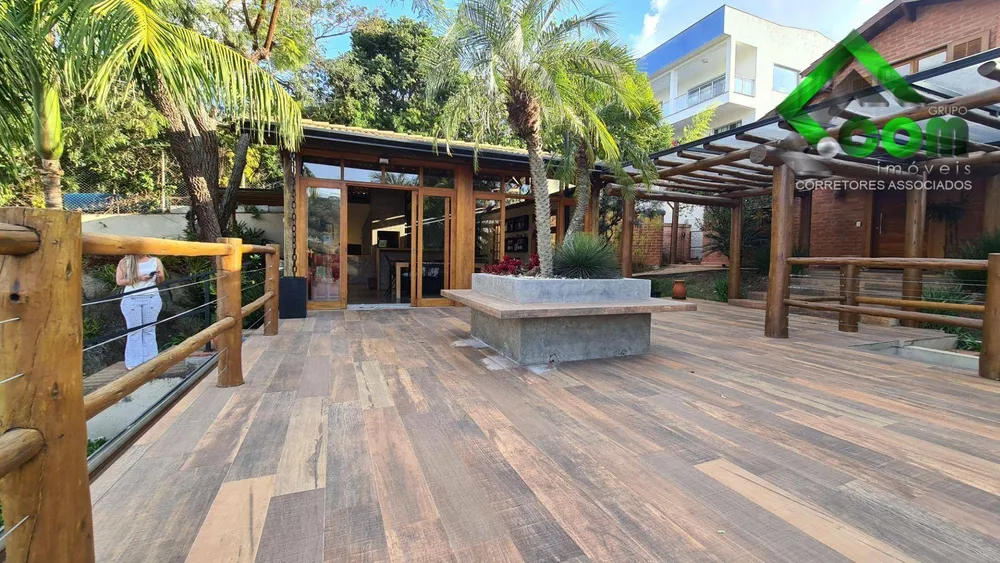 Casa, 3 quartos, 343 m² - Foto 1
