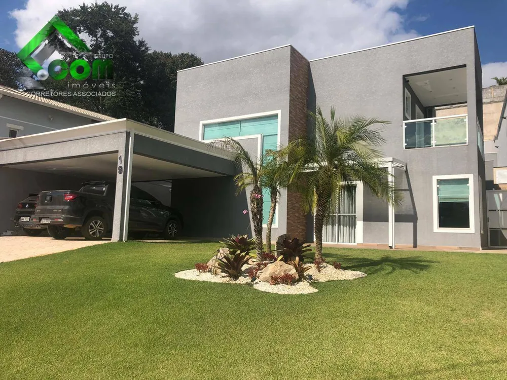 Casa, 3 quartos, 272 m² - Foto 1