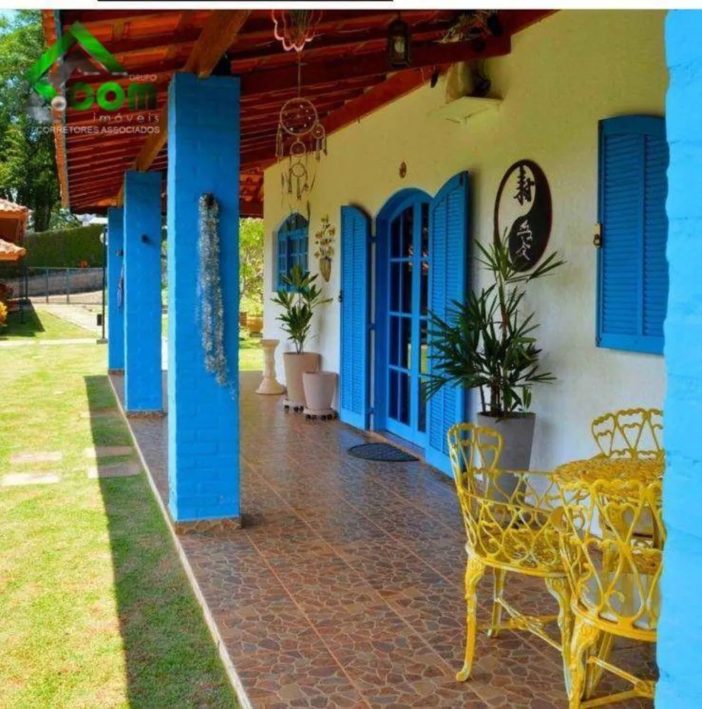Chácara, 3 quartos, 4000 m² - Foto 1