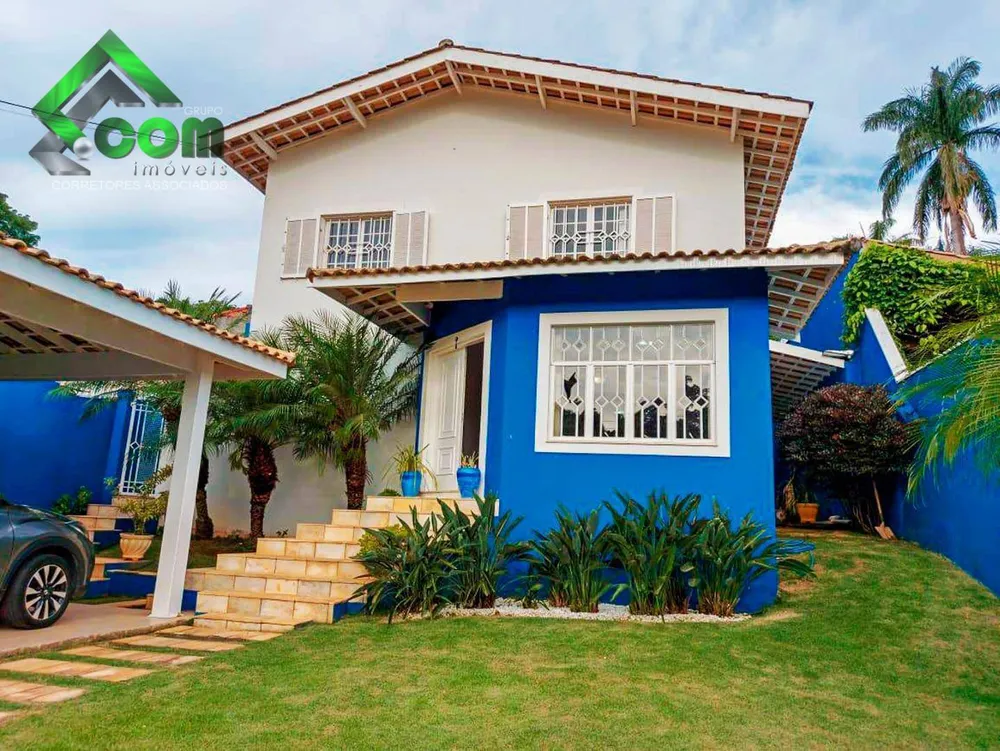 Casa, 3 quartos, 240 m² - Foto 1