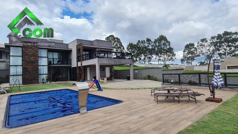 Casa, 4 quartos, 319 m² - Foto 1