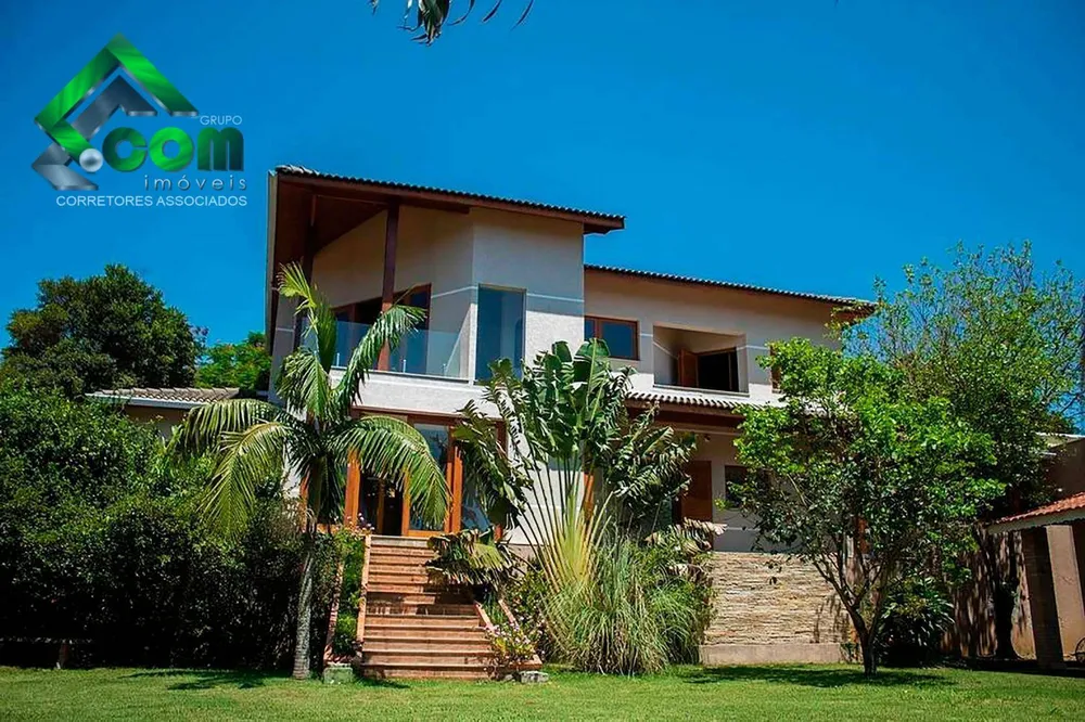 Casa, 3 quartos, 589 m² - Foto 1