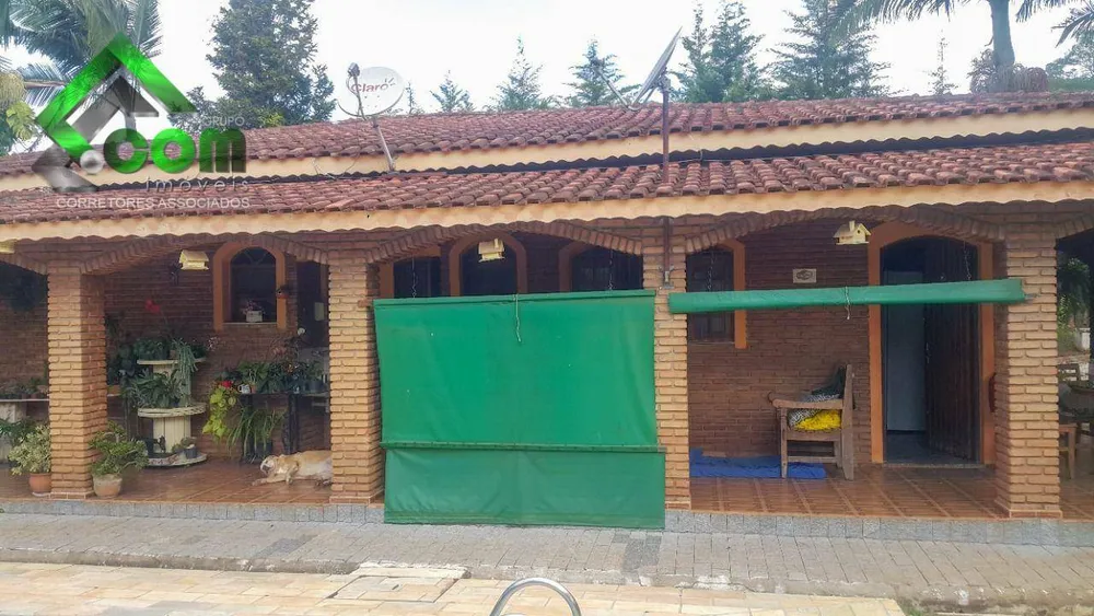 Chácara, 3 quartos, 3725 m² - Foto 1