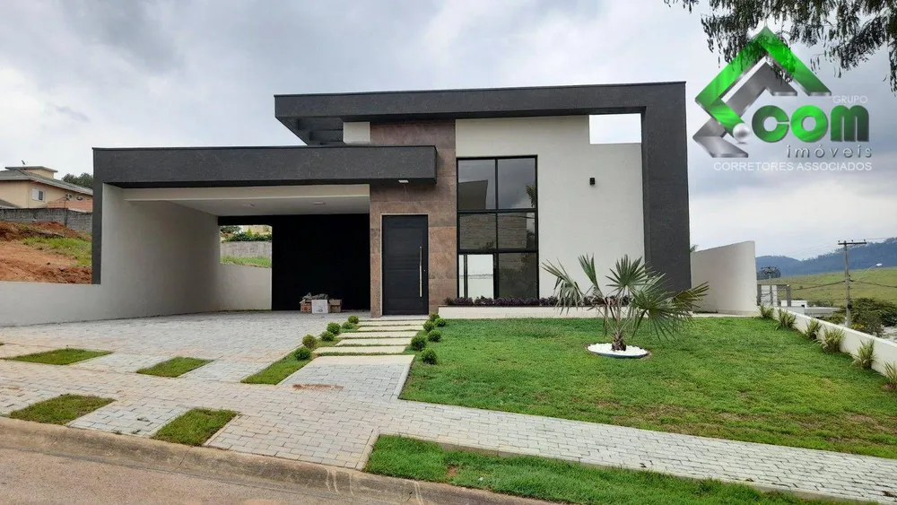 Casa, 3 quartos, 232 m² - Foto 1