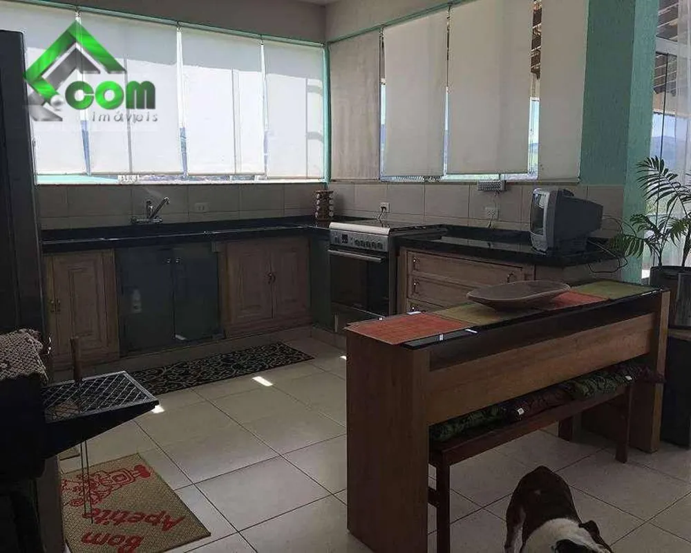 Chácara, 3 quartos, 1000 m² - Foto 4
