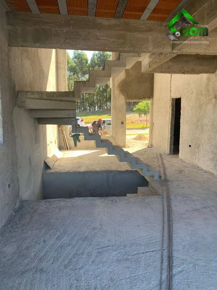 Casa, 4 quartos, 228 m² - Foto 4