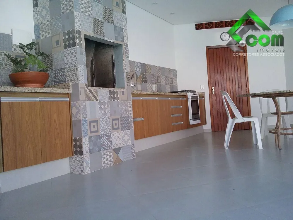 Casa, 4 quartos, 231 m² - Foto 3