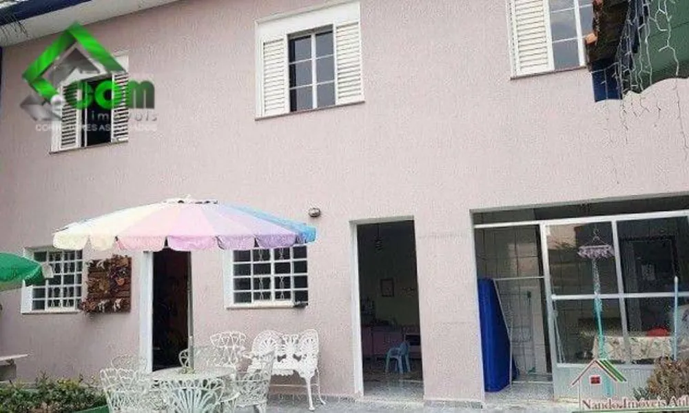 Casa, 5 quartos, 266 m² - Foto 1
