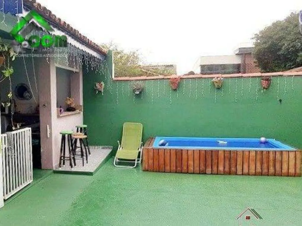 Casa, 5 quartos, 266 m² - Foto 2