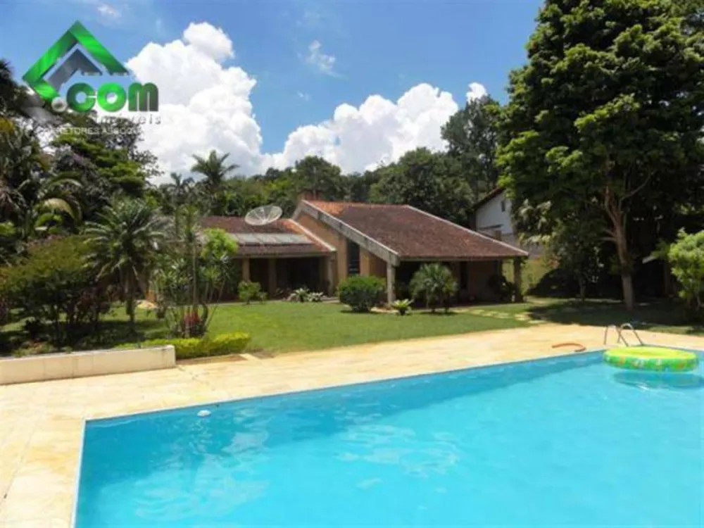Chácara, 4 quartos, 2340 m² - Foto 2