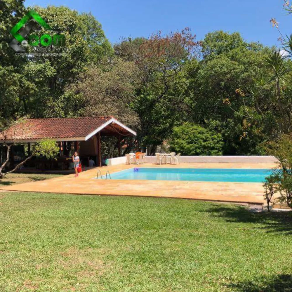 Chácara, 4 quartos, 2340 m² - Foto 1