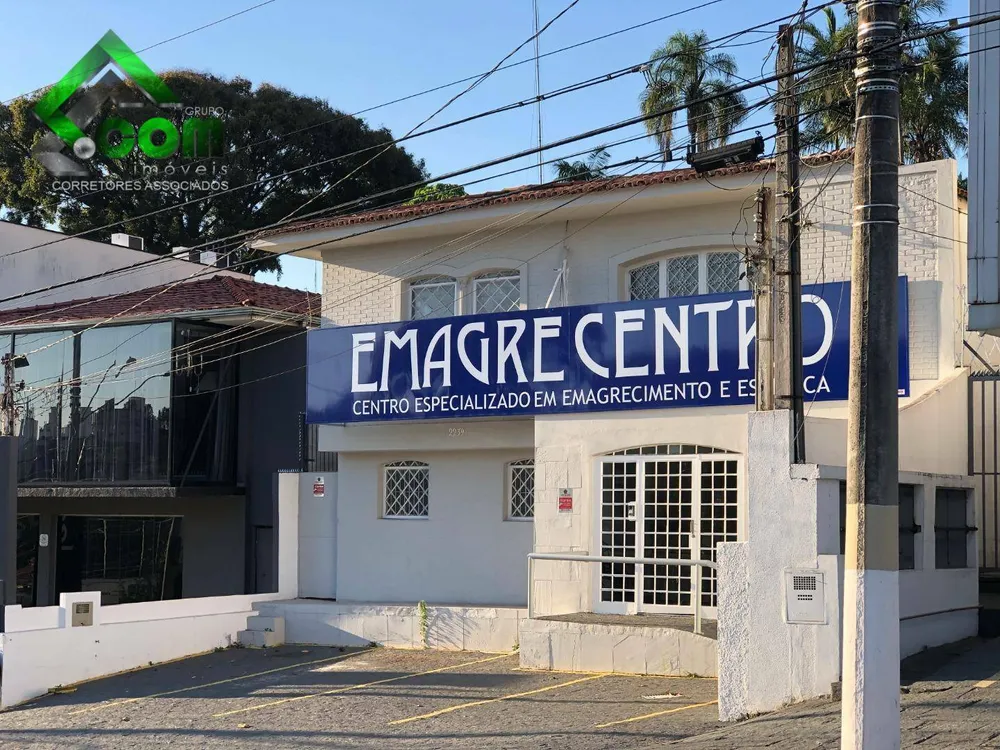 Sobrado, 8 quartos, 335 m² - Foto 2