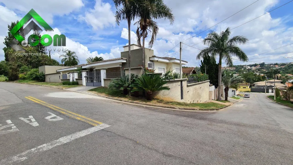 Casa, 3 quartos, 219 m² - Foto 1