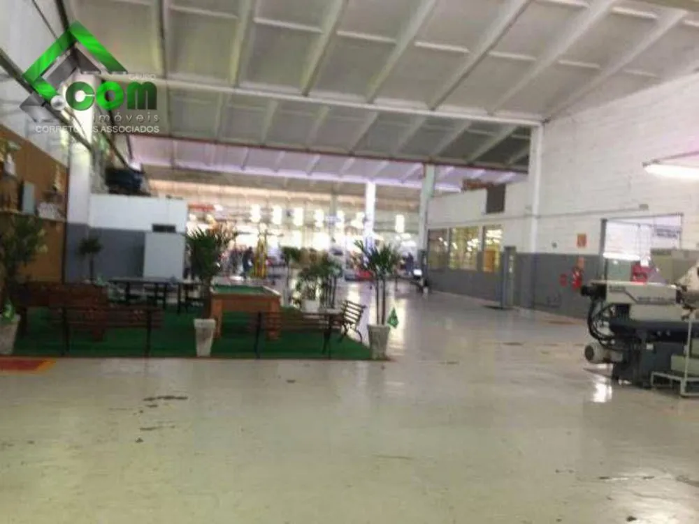Depósito-Galpão, 1728 m² - Foto 1