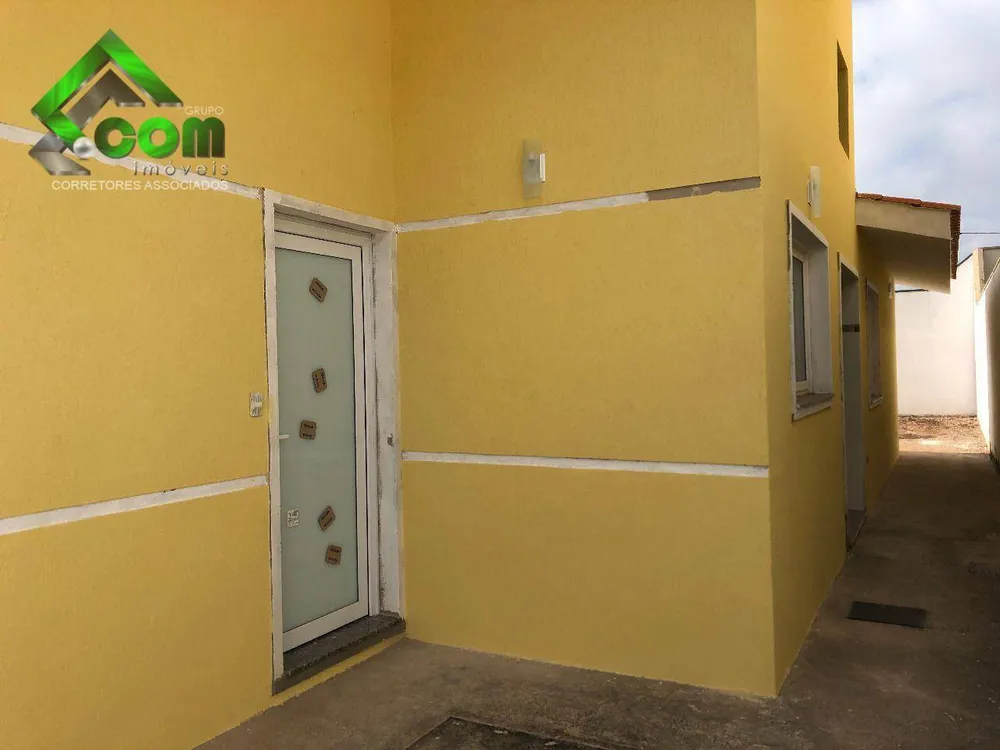 Casa, 3 quartos, 81 m² - Foto 2