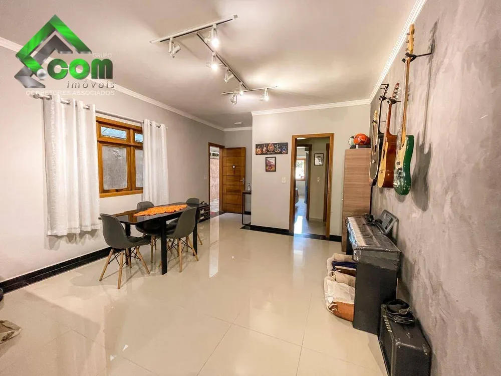 Casa, 3 quartos, 153 m² - Foto 1