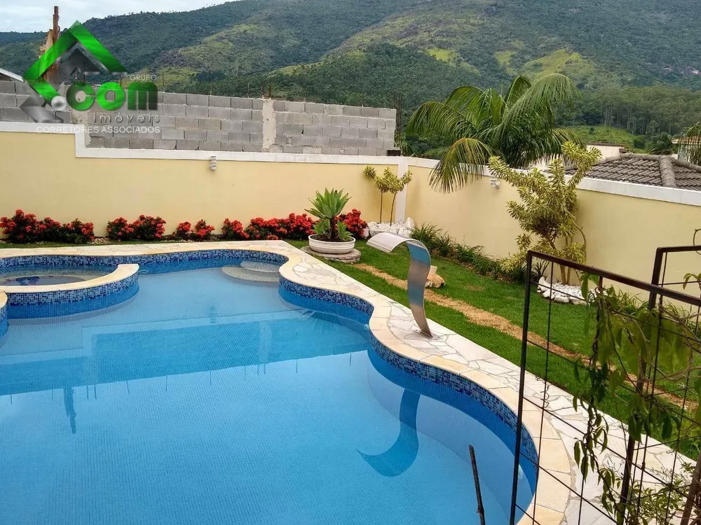 Casa, 4 quartos, 447 m² - Foto 1