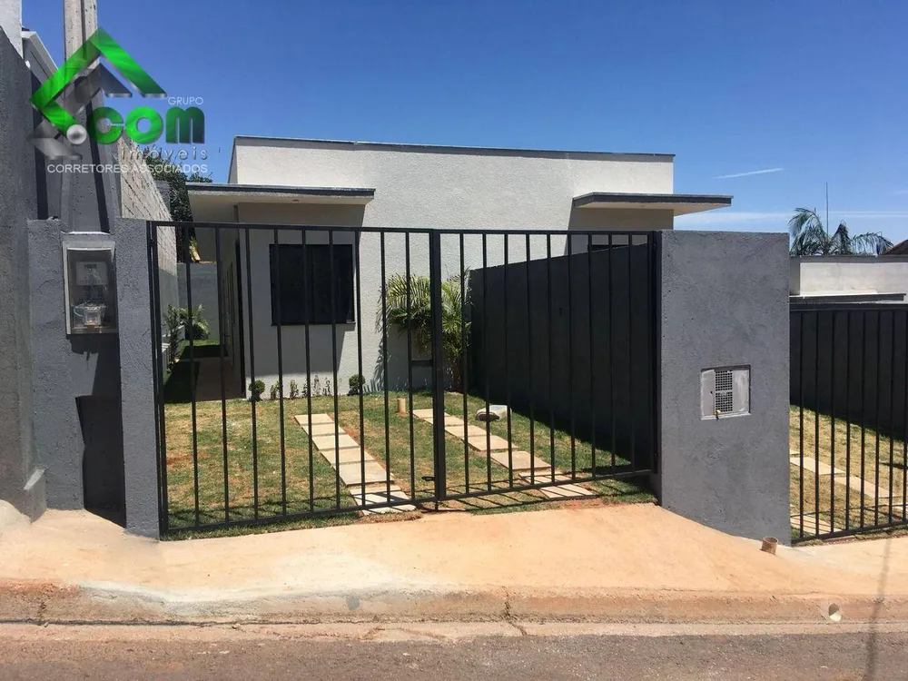 Casa, 2 quartos, 52 m² - Foto 1