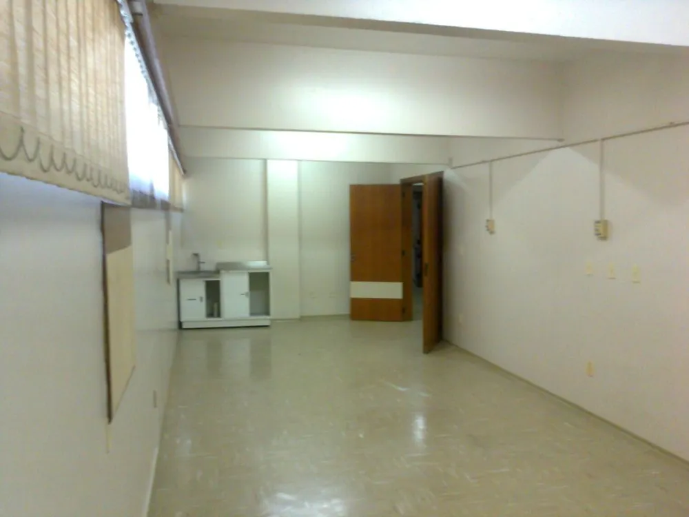 Sala-Conjunto, 1046 m² - Foto 2