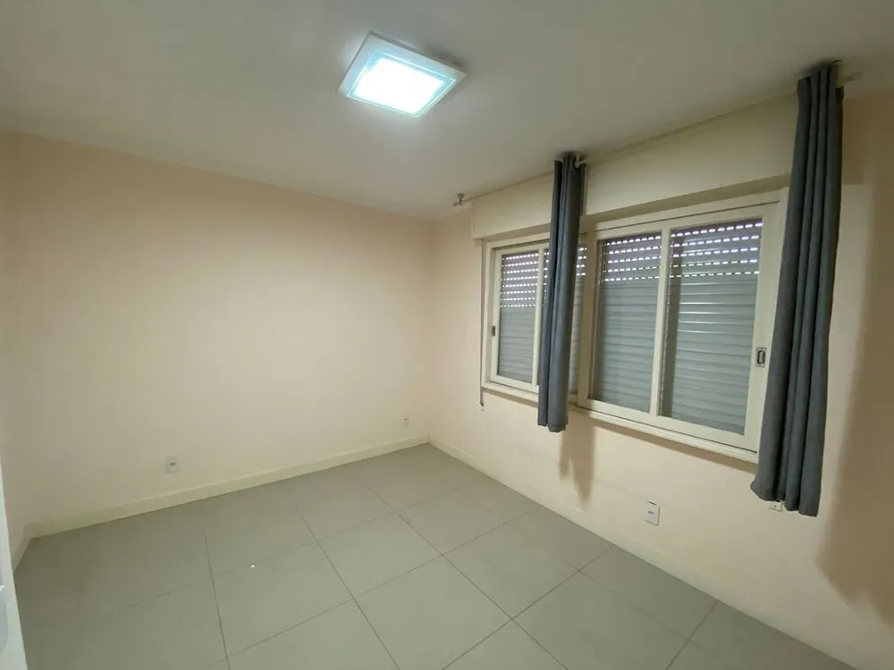 Casa, 4 quartos, 265 m² - Foto 2