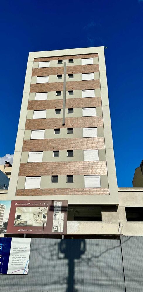 Apartamento à venda com 2 quartos, 62m² - Foto 4