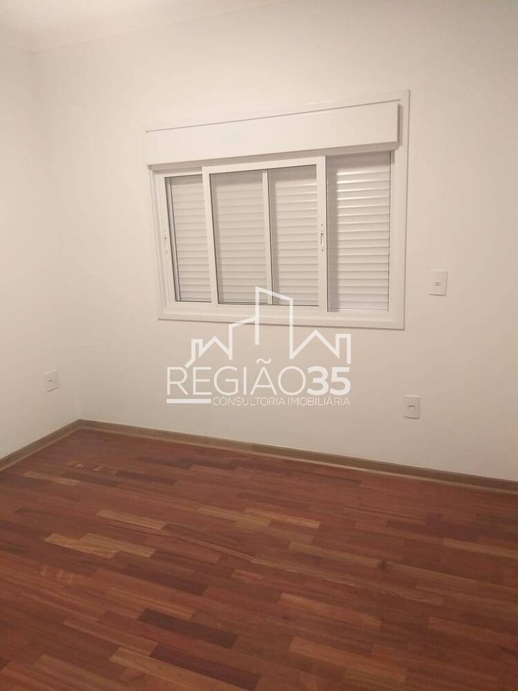 Apartamento à venda com 3 quartos, 97m² - Foto 4
