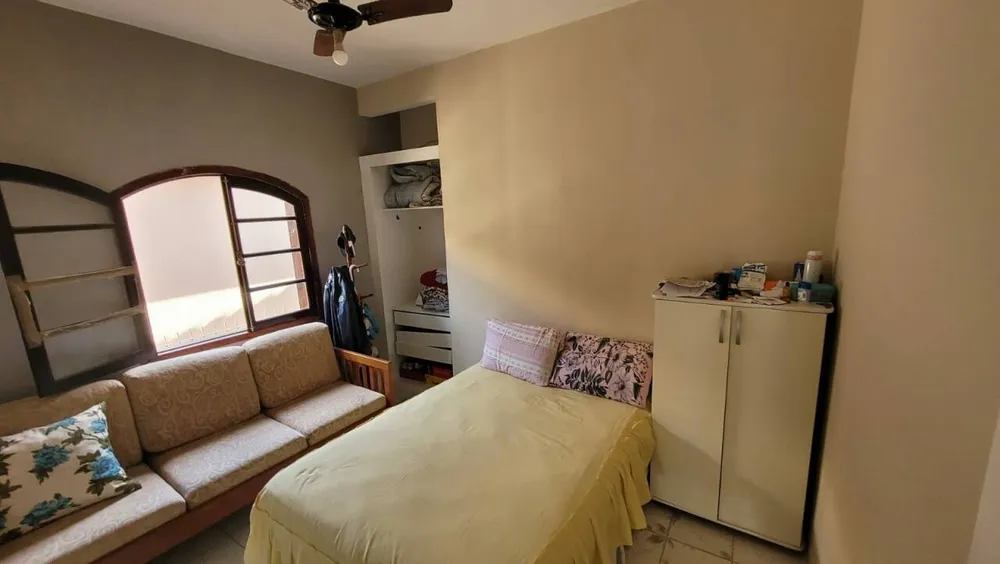 Casa, 5 quartos, 178 m² - Foto 2