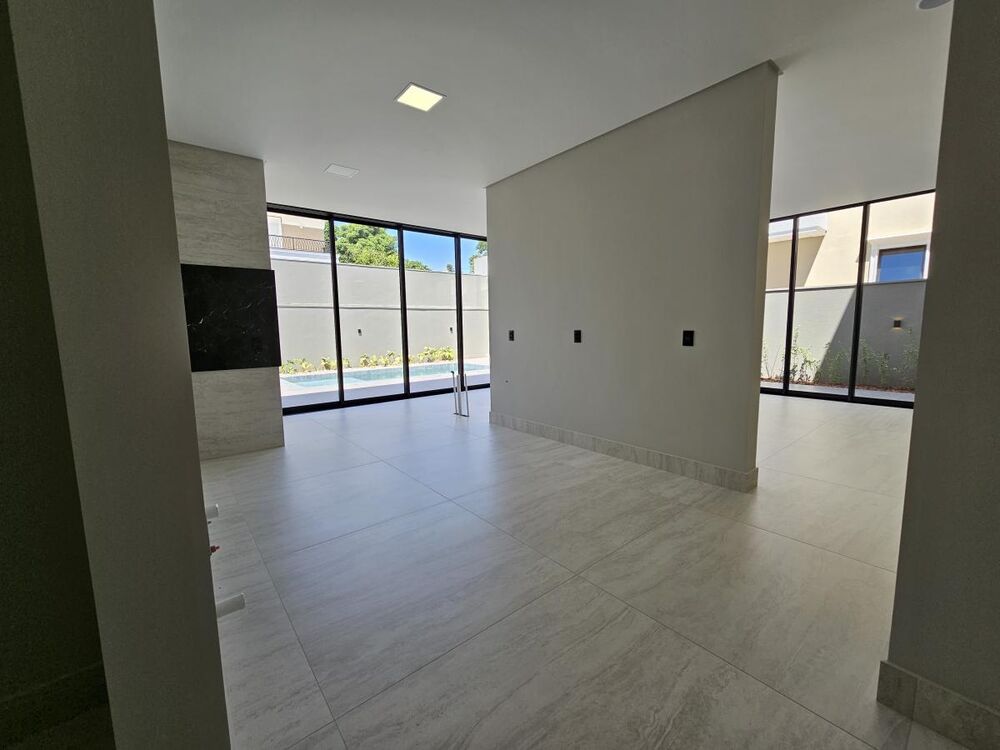Sobrado à venda com 4 quartos, 320m² - Foto 8