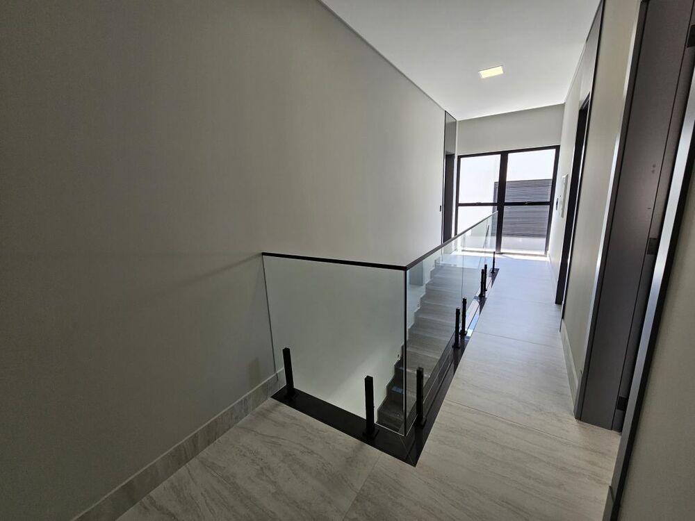 Sobrado à venda com 4 quartos, 320m² - Foto 13