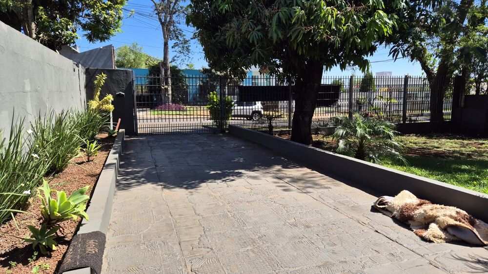 Sobrado à venda com 3 quartos, 480m² - Foto 3