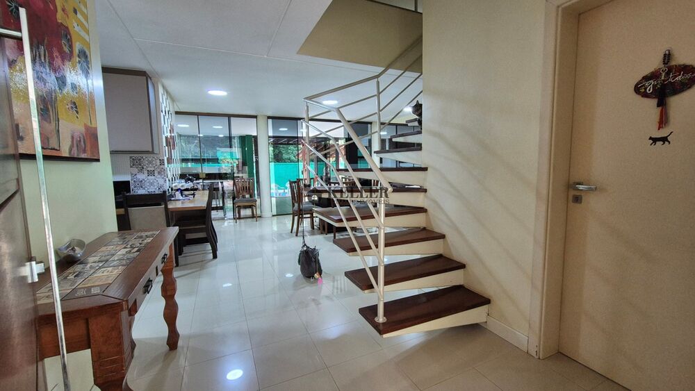 Sobrado, 403 m² - Foto 1