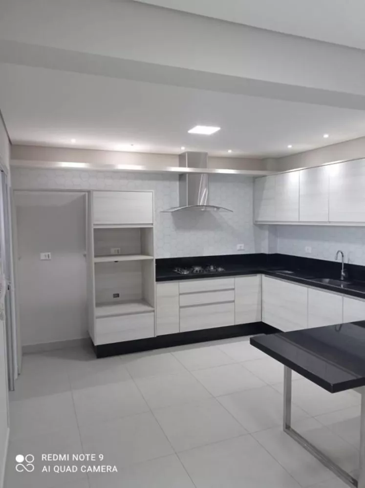 Apartamento à venda com 3 quartos, 123m² - Foto 1