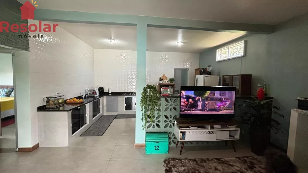 Casa à venda com 1 quarto, 210m² - Foto 4