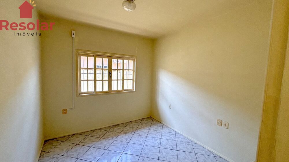 Casa à venda com 3 quartos, 120m² - Foto 4