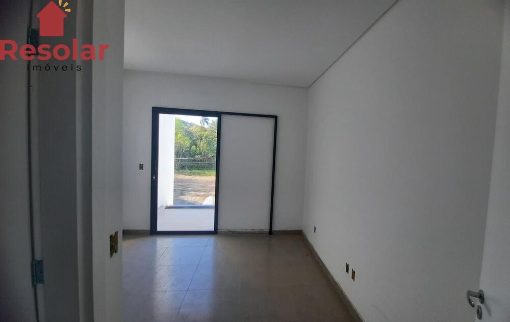 Casa à venda com 2 quartos, 67m² - Foto 5