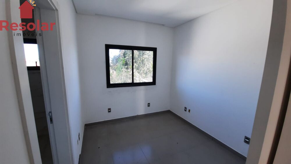 Casa à venda com 2 quartos, 67m² - Foto 7