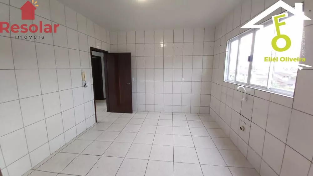 Apartamento à venda com 2 quartos, 64m² - Foto 3