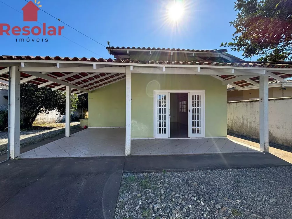 Casa para alugar com 3 quartos, 120m² - Foto 1