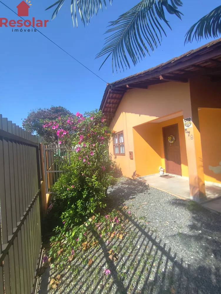 Casa, 2 quartos, 252 m² - Foto 1