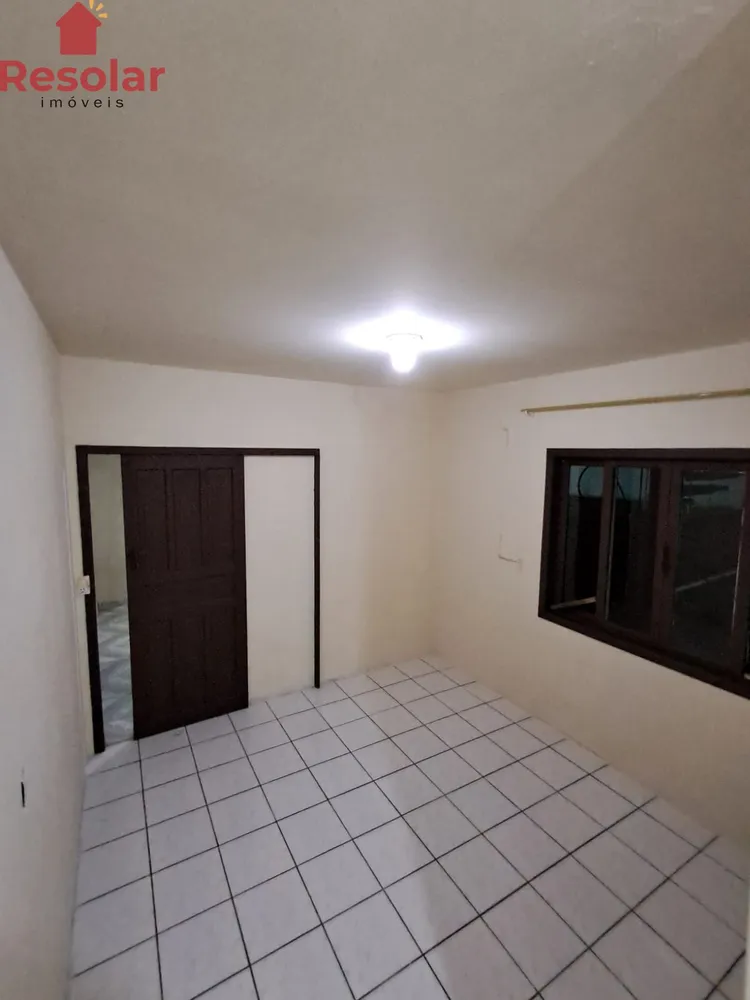 Casa, 4 quartos, 268 m² - Foto 2
