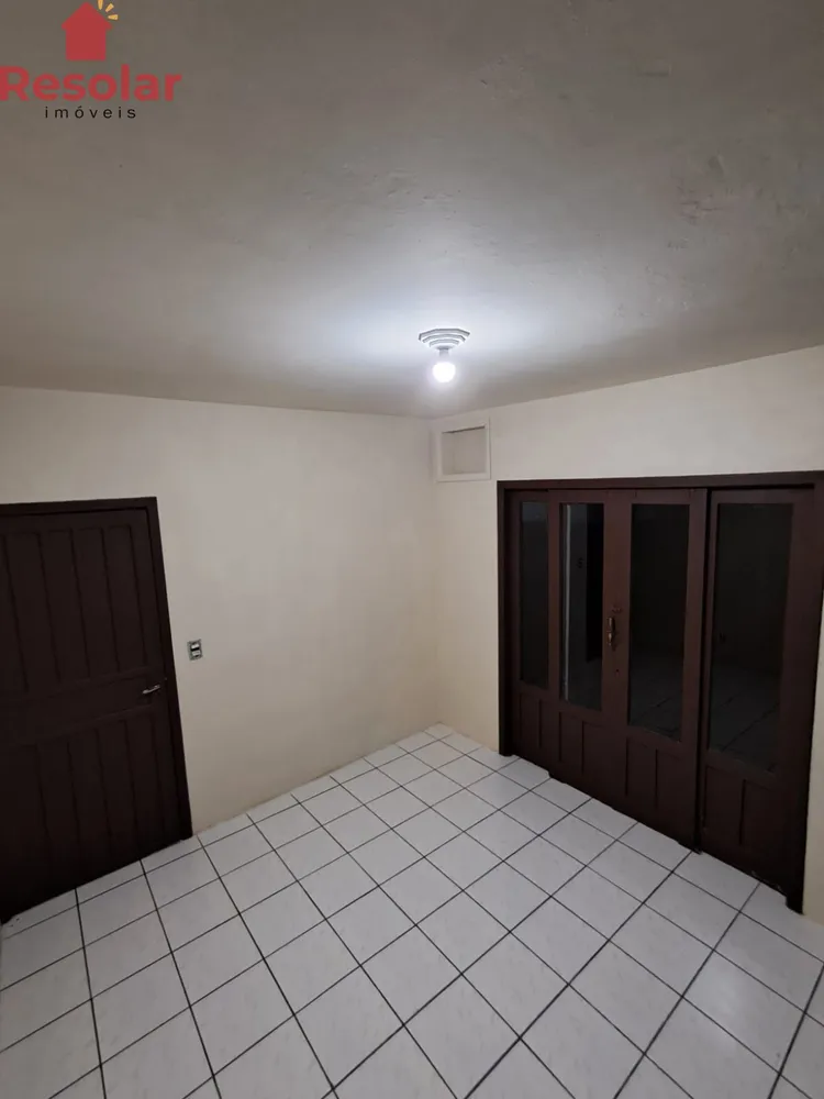 Casa, 4 quartos, 268 m² - Foto 3