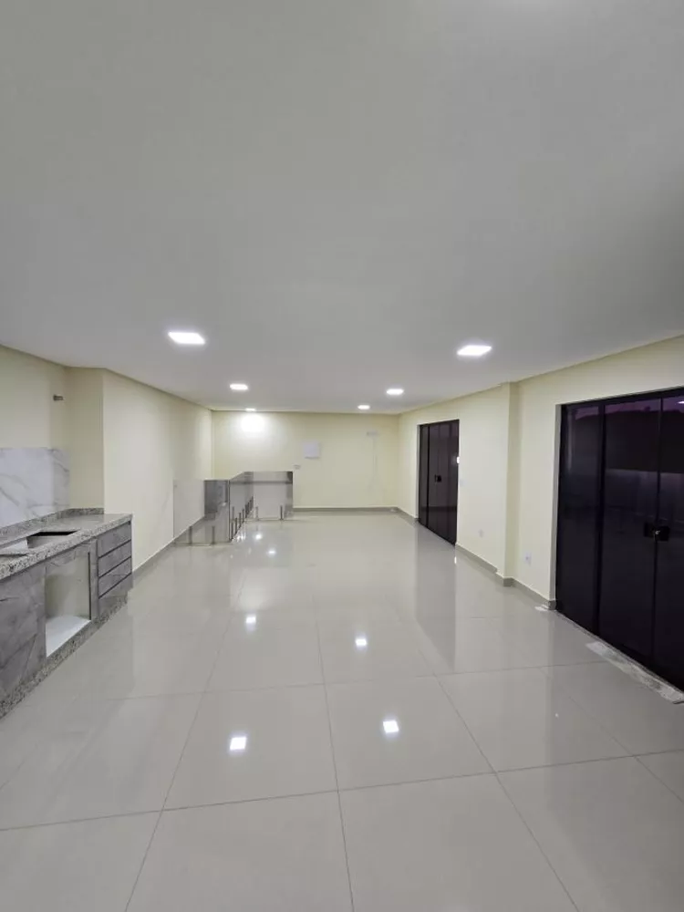 Apartamento à venda com 3 quartos, 229m² - Foto 3