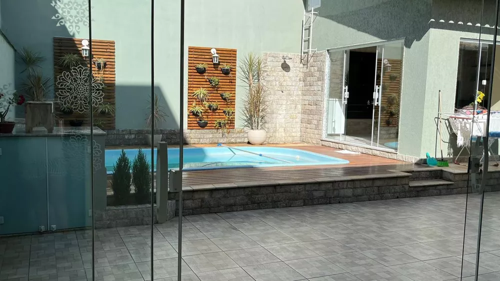 Casa, 3 quartos, 218 m² - Foto 12