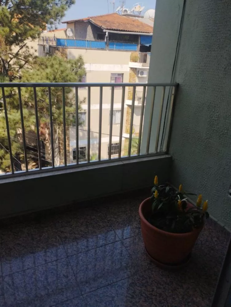 Apartamento à venda com 3 quartos, 134m² - Foto 3