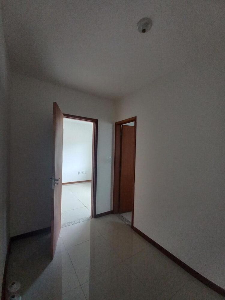 Casa à venda com 3 quartos - Foto 1