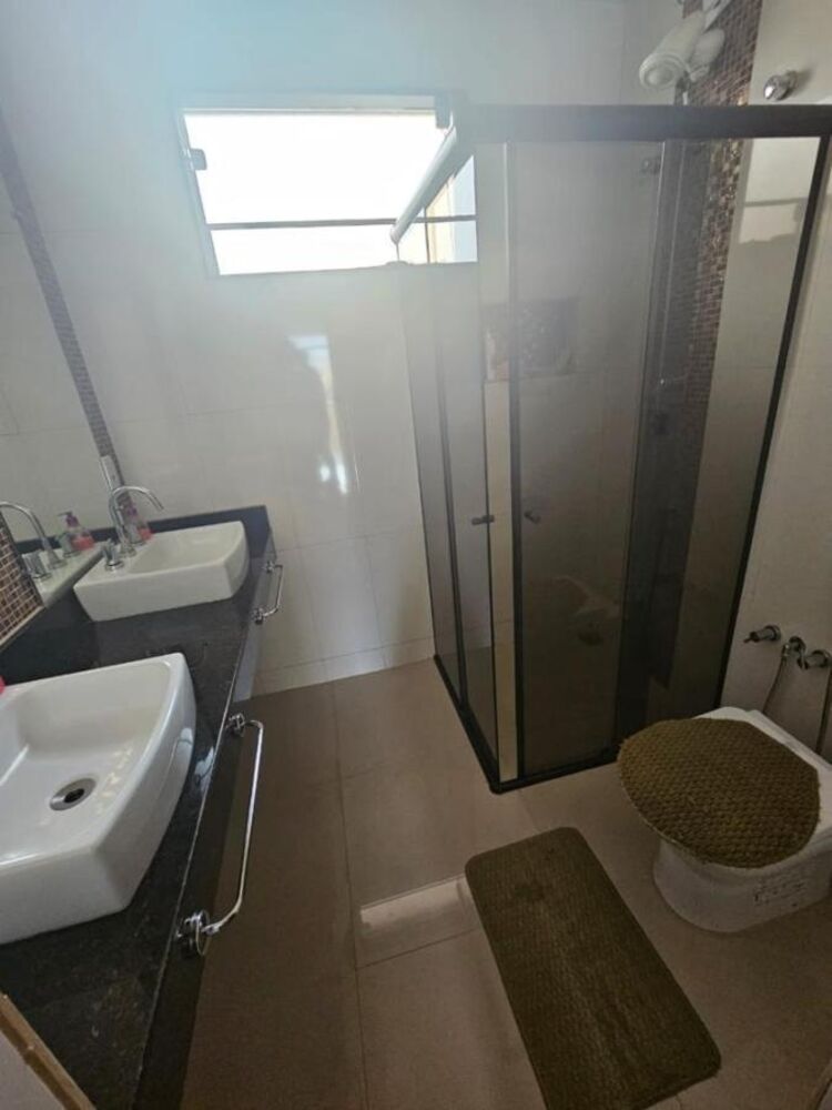Casa à venda com 3 quartos - Foto 2