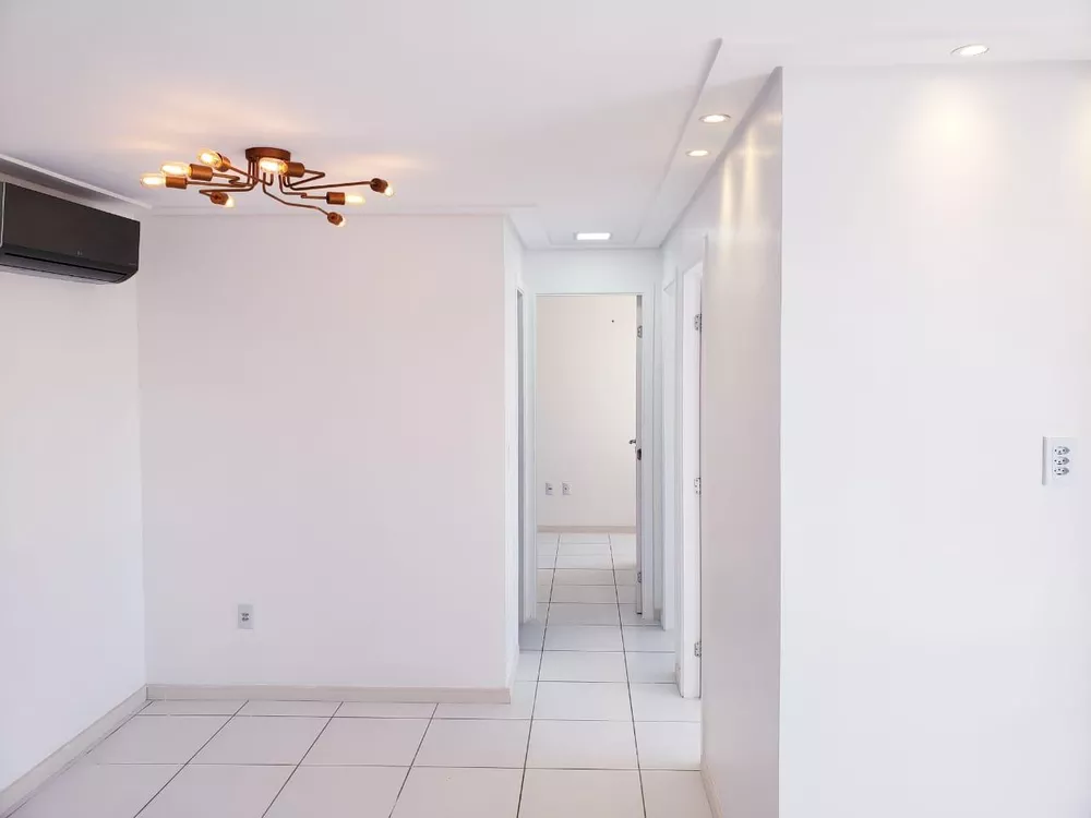 Apartamento à venda com 3 quartos, 65m² - Foto 3