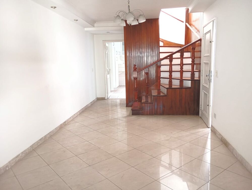 Casa, 4 quartos, 180 m² - Foto 2
