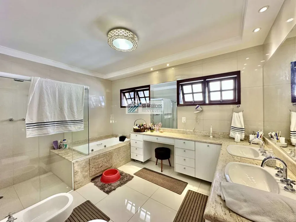 Casa, 5 quartos, 551 m² - Foto 4