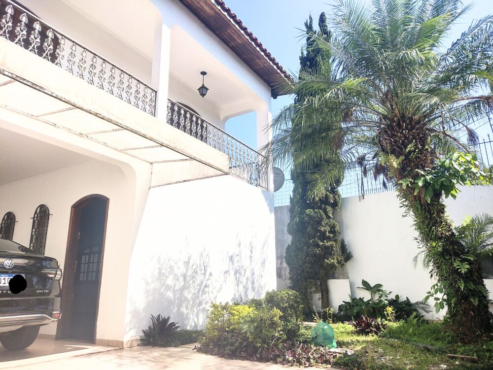 Casa, 3 quartos, 228 m² - Foto 1